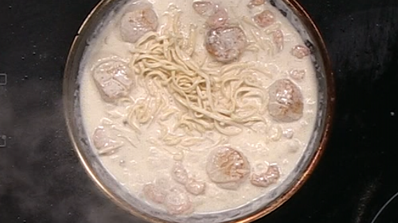 Chef Thomas O'Neil From Suicide Bridge Restaurant is in the Kitchen Concepts Kitchen With Seared Ahi Tuna Bites And a Shrimp And Scallop Pasta Dish